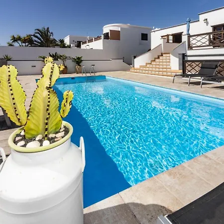 Luxury House Panoramic Sea Views فيلة